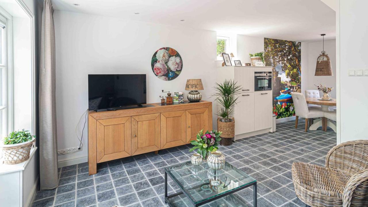 B&B Zilverstad Huisje Havenzicht Schoonhoven Extérieur photo
