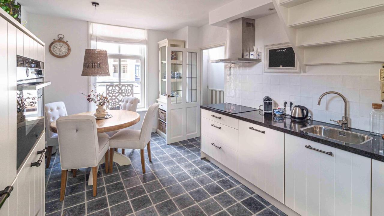 B&B Zilverstad Huisje Havenzicht Schoonhoven Extérieur photo
